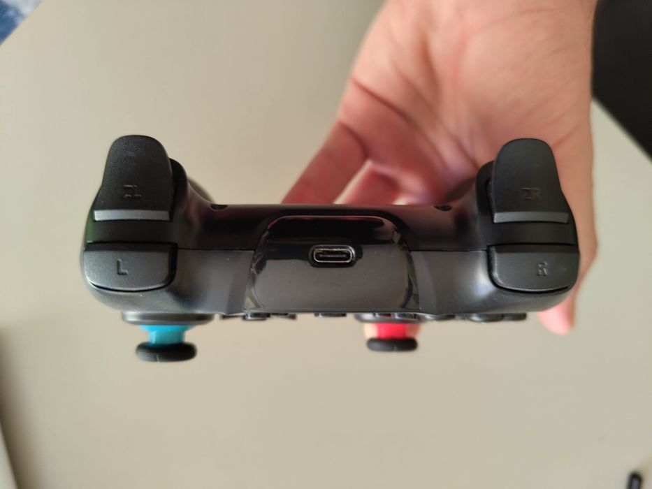 Maneta compatibila cu Nintendo Switch