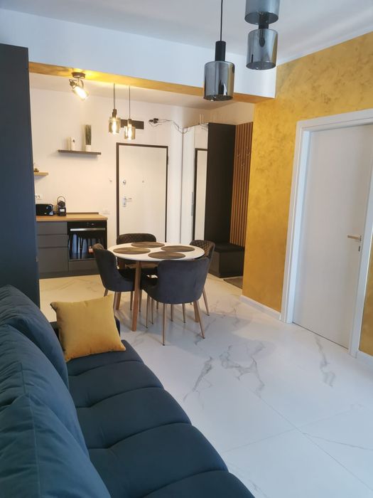 Vând apartament 2 camere Năvodari