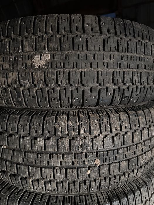 Шины 235/75R15 (4шт)