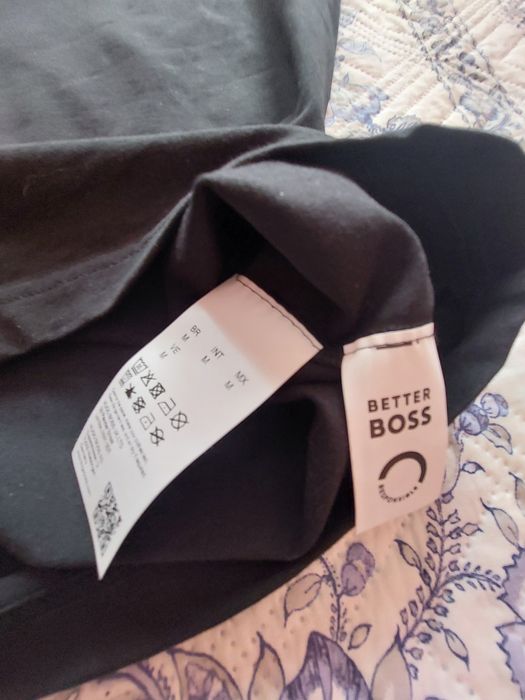 Tricou Boss , Mărimea M, nou