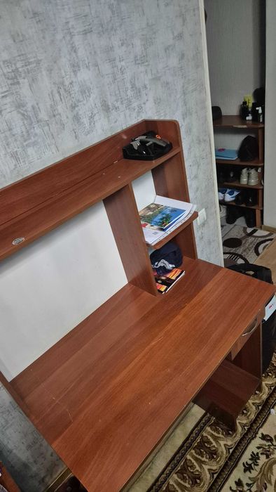 Дарс столи парта сотилади