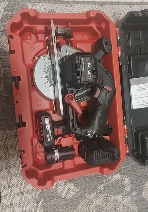 Scule  Parkside Performance