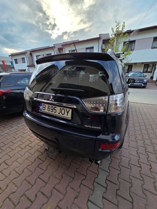 Mitsubishi Outlander propietar 6 ani