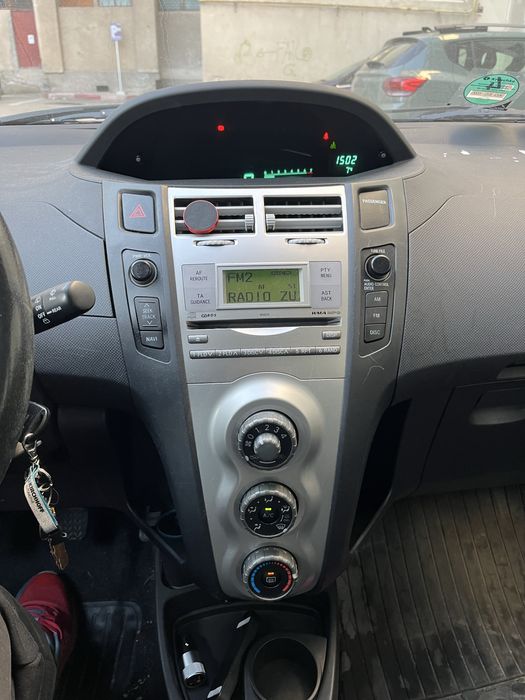 Toyota Yaris 1.3 benzina