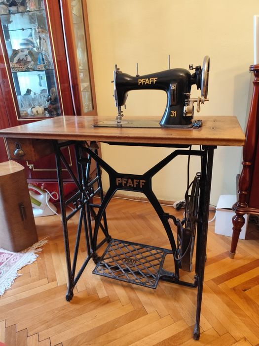 Mașină de cusut PFAFF 31