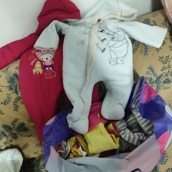 Продам детские вещи