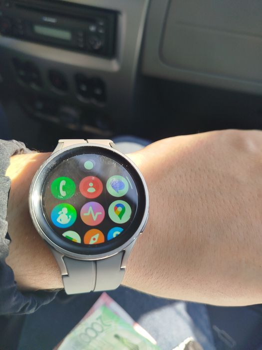 Продам смарт часы Samsung Galaxy Watch 5 Pro 45 mm