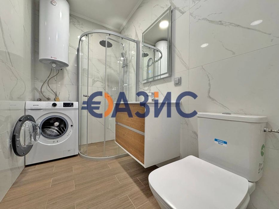 Продава се Двустаен апартамент в к.к. Слънчев бряг - 52 кв.м за 981 €/кв.м - Снимка #13