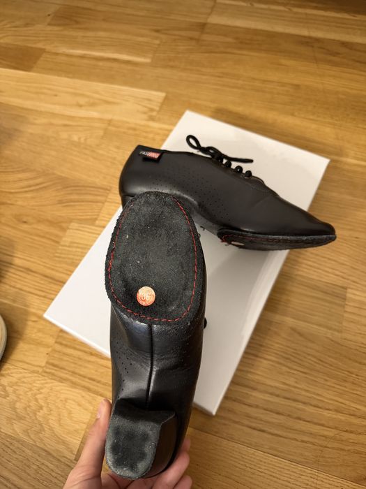 Танцевальные туфли