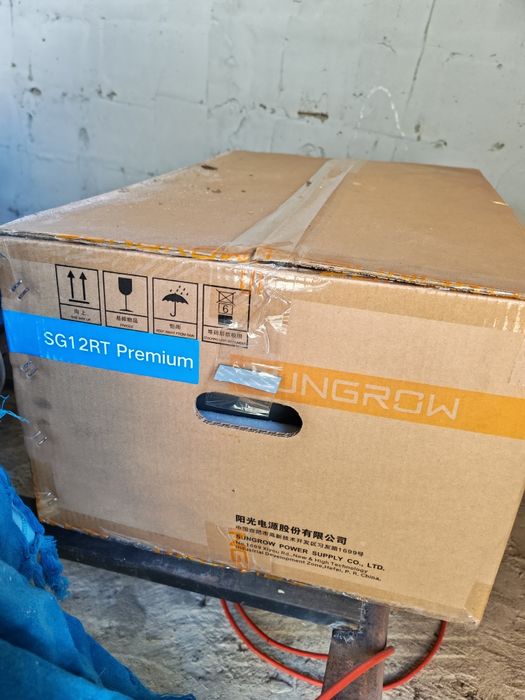 Invertor fotovoltaic Sungrow SG12RT Premium 12kW trifazat – NOU