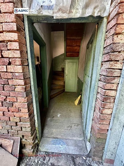 Къща в Ловеч, област-с.Шипково площ 86 цена 60000