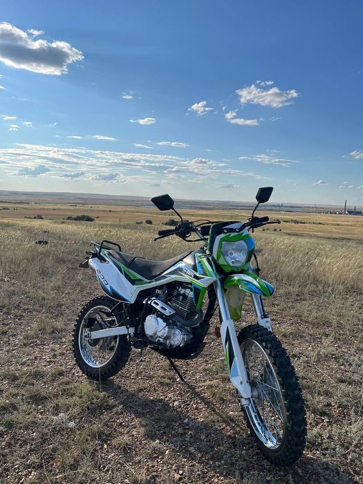 Эндуро Racer 200 кубов / Мотоцикл