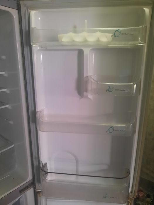 Холодильник продам