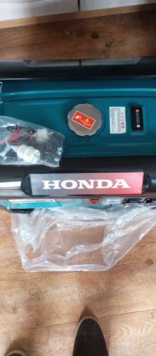 Бензогенератор Хонда 5500