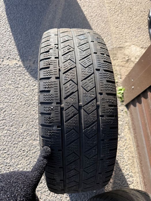 Зимни гуми за бус 235/65/16c