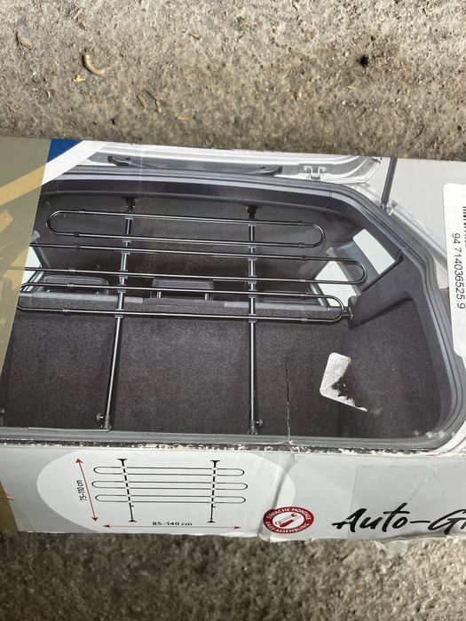 Преграда за комби или джип за кучета