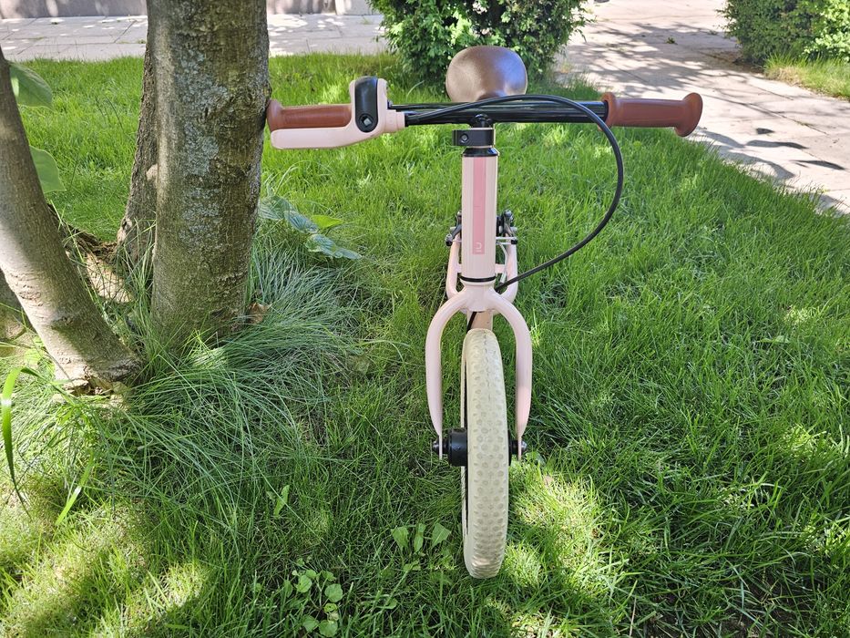 Bicicletă de echilibru fete,fără pedale Runride 500 10", 2 - 4,5 ani (85 - 105 cm)