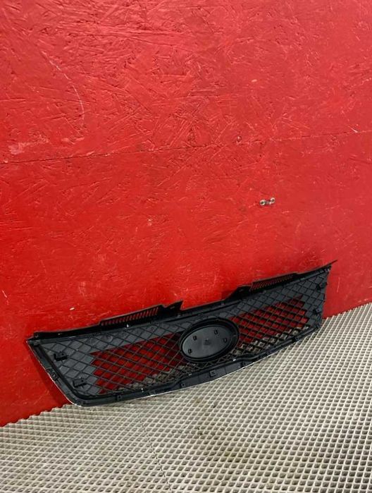 Решетка радиатора Kia Cerato 2009–2011 Jorden