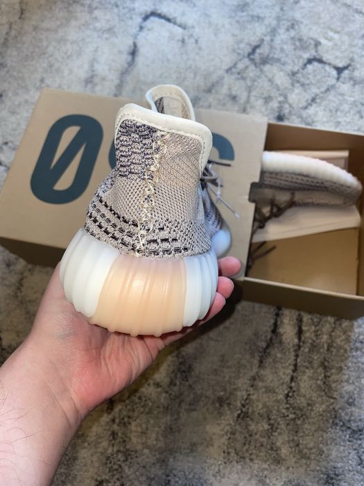 Yeezy 350 v2 ash pearl marimi 40,41,42