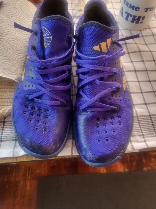 Адидас като нови