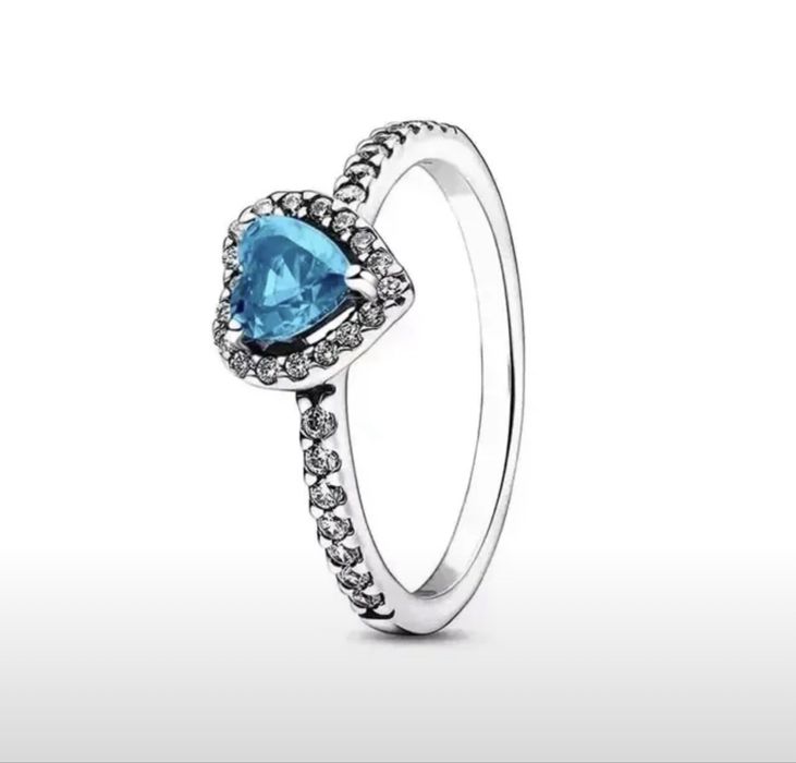 Серебряное кольцо Pandora 925 проба