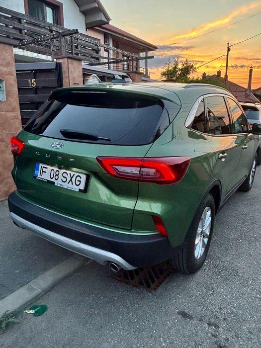 FORD Kuga 2024 — imagine 3