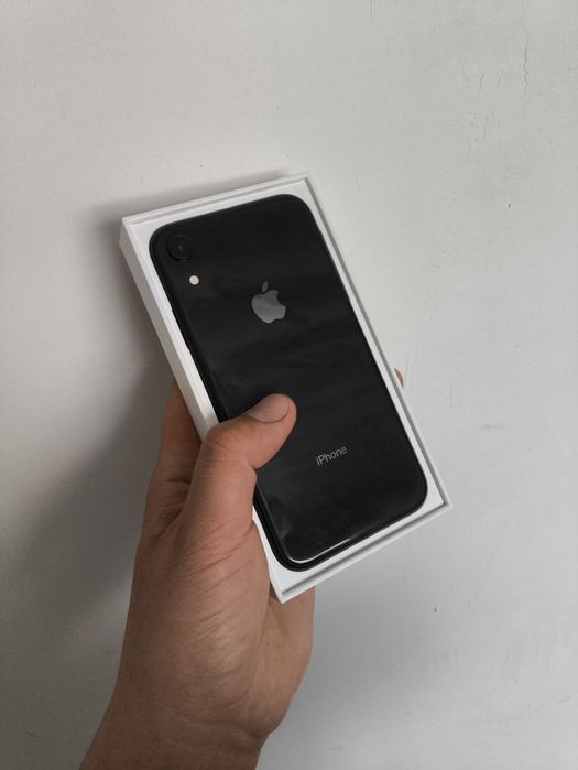 Айфон XR 128. Идеал обмен интересует