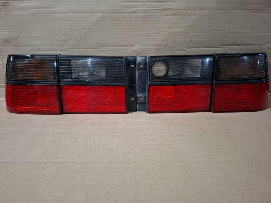 Фонари Hella black на Венту