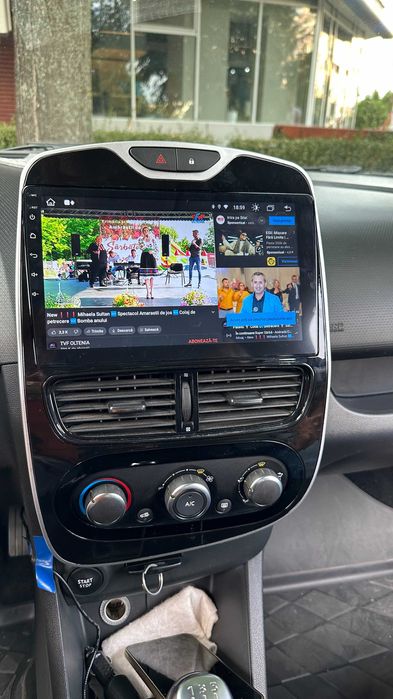 Navigatie android Renault Clio 4 CarPlay AndroidAuto GPS rLink USB