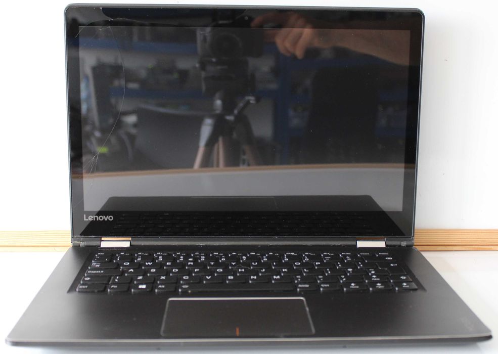 Лаптоп Lenovo YOGA 510-14ISK i5-6200U