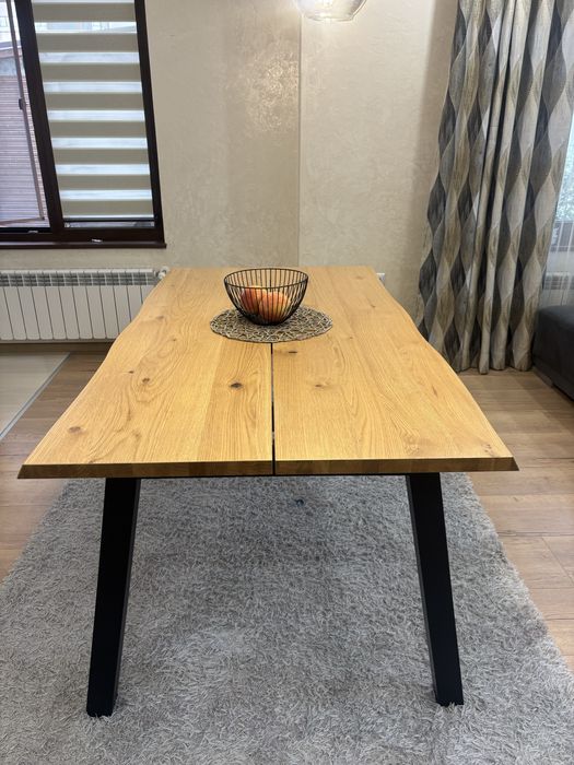 Трапезна маса , цвят дъб