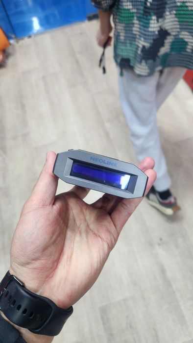 Antiradar neoline 7700s.