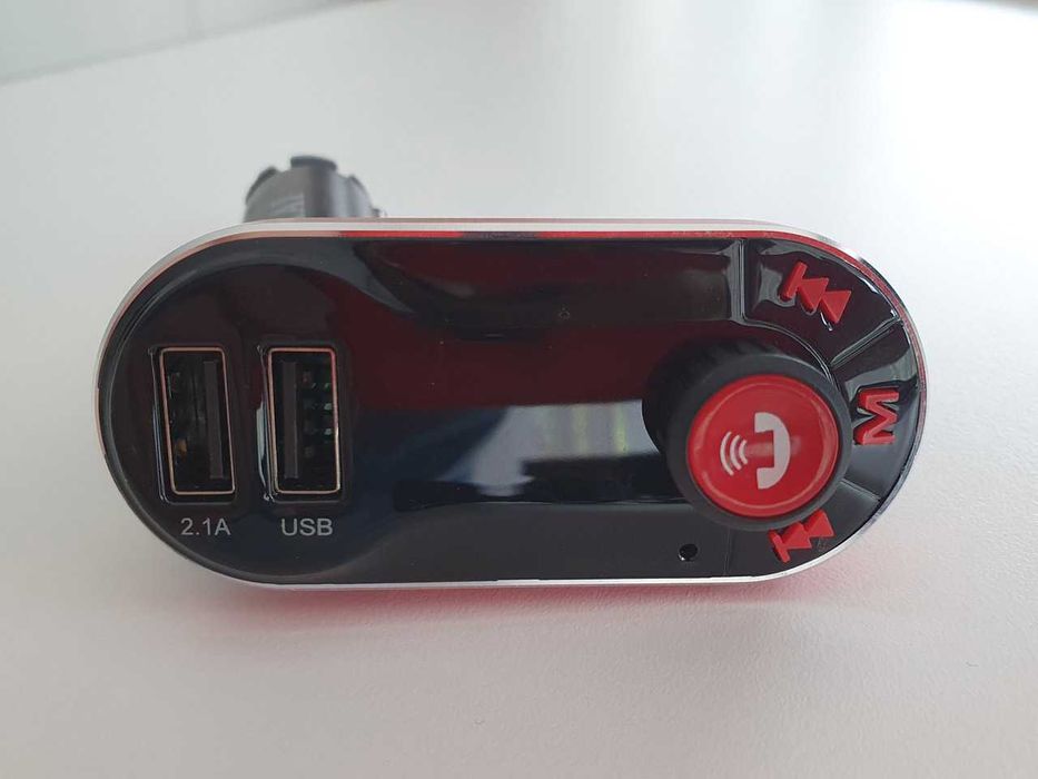 Modulator FM cu Bluetooth Akai FMT-66B (incarcator USB 5V 2.1A/ 10.5W)