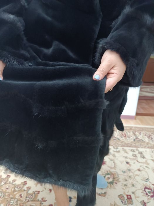 Продам норковую шубу