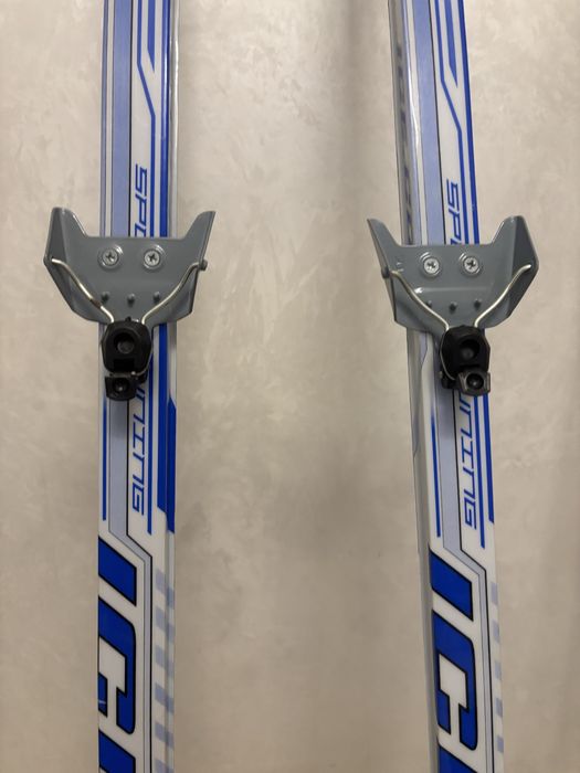 Продам беговые лыжи