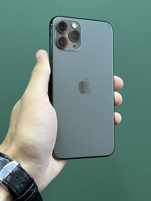 iPhone 11 Pro, Midnight Green