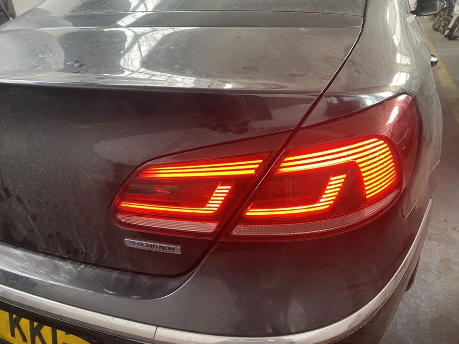 Stop aripa haion stanga dreapta passat cc facelift 2013