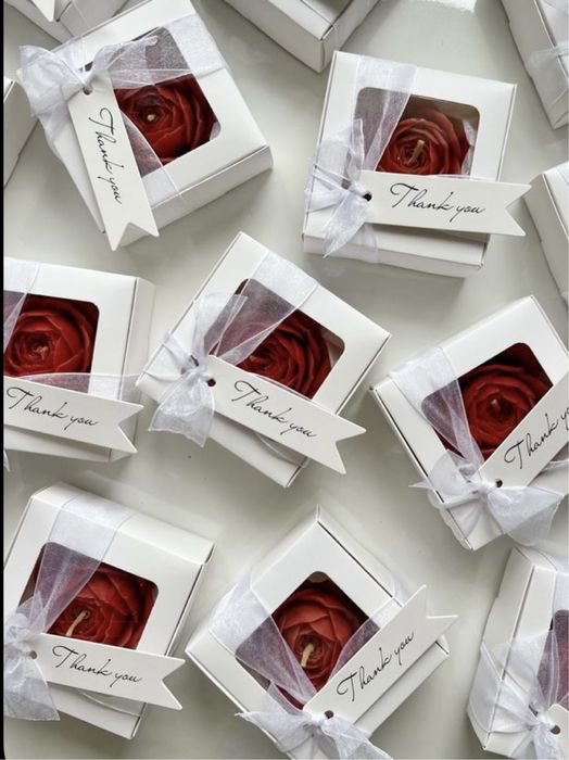 Подаръчета за сватби кръщенета поводи свещи