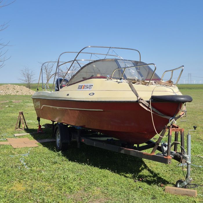 Barcă Corsar 730