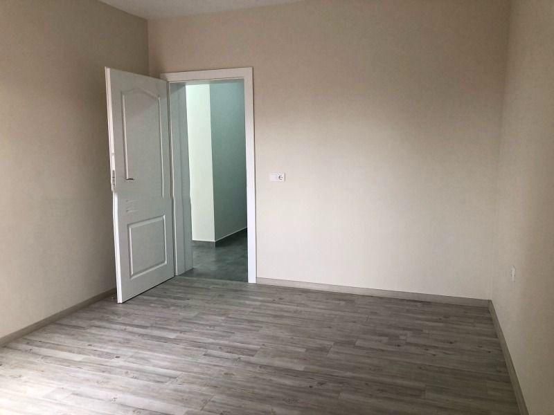 Дава се под наем Тристаен апартамент в София, Левски - 110 кв.м за 818 € - Снимка #6