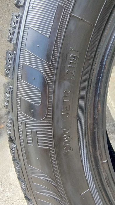 Зимни Гуми 185/60/15