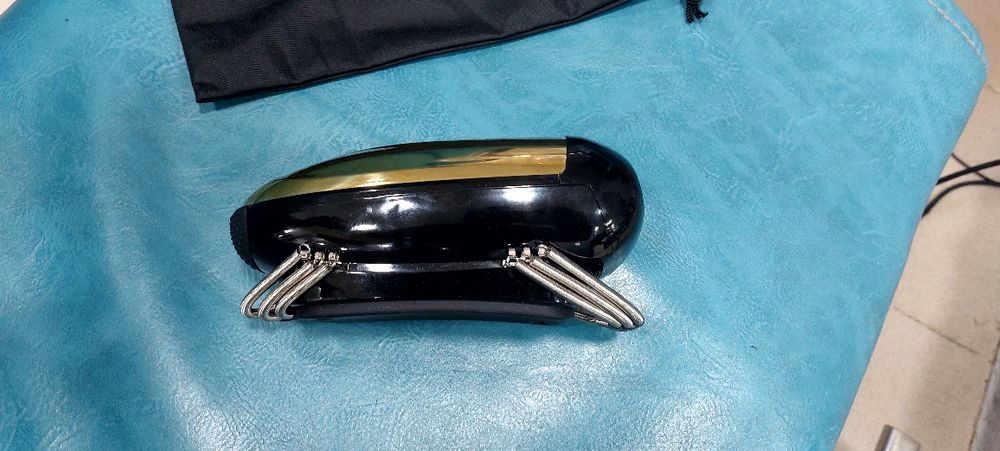 Продам массажёр для головы