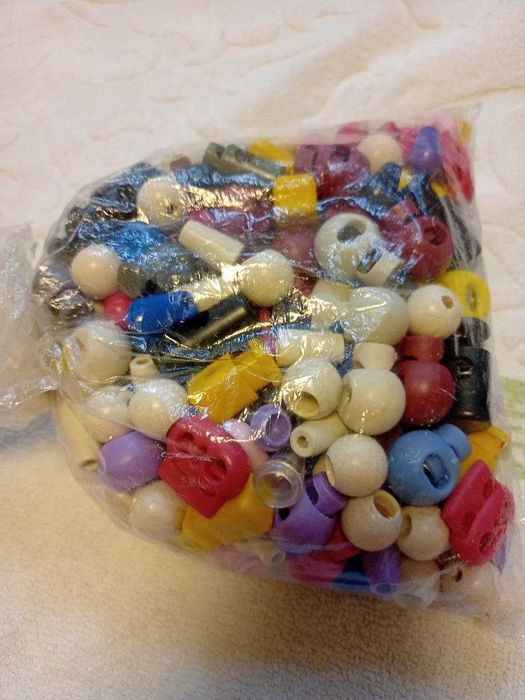 продам швейную фурнитуру замки