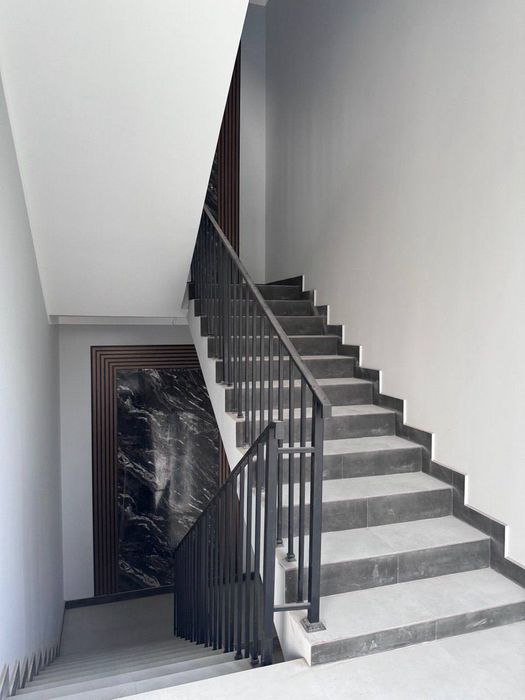 Продаётся Здание Вдоль Дороги 1850м2 Орн Нукус,Глинка(N199)