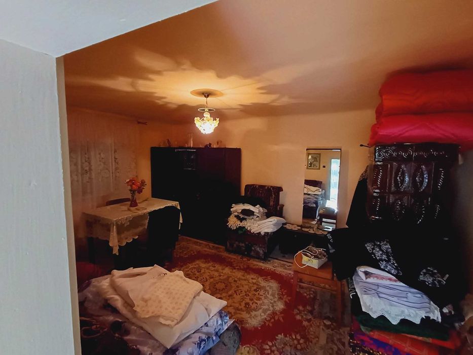 Vand Casa cu gradina