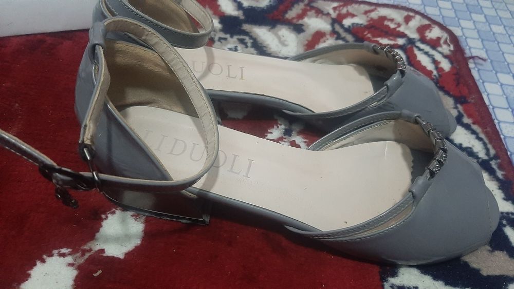 narxi 50 ming.razmer 39,seriy