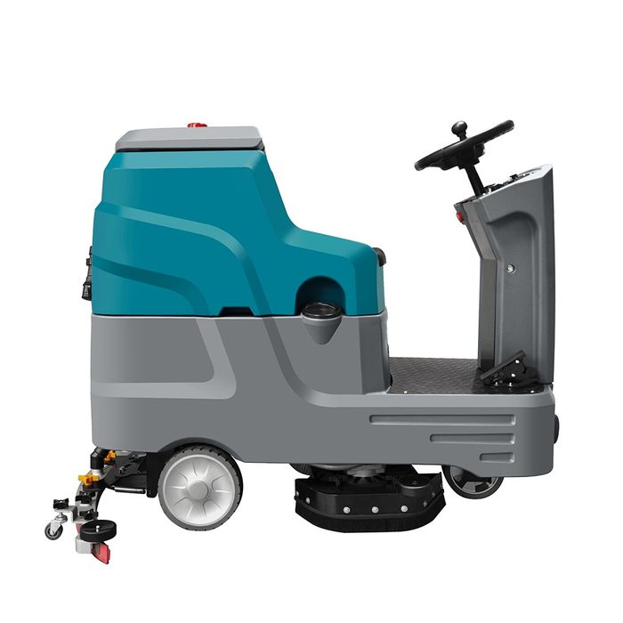 Самоходна  подопочистваща машина  Saubex C90