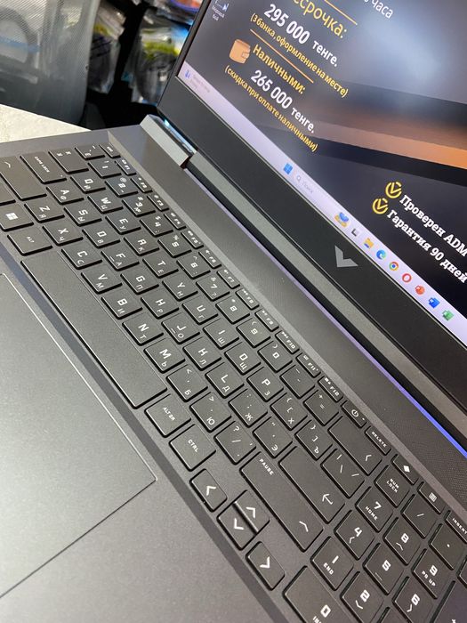 Ноутбук HP Victus