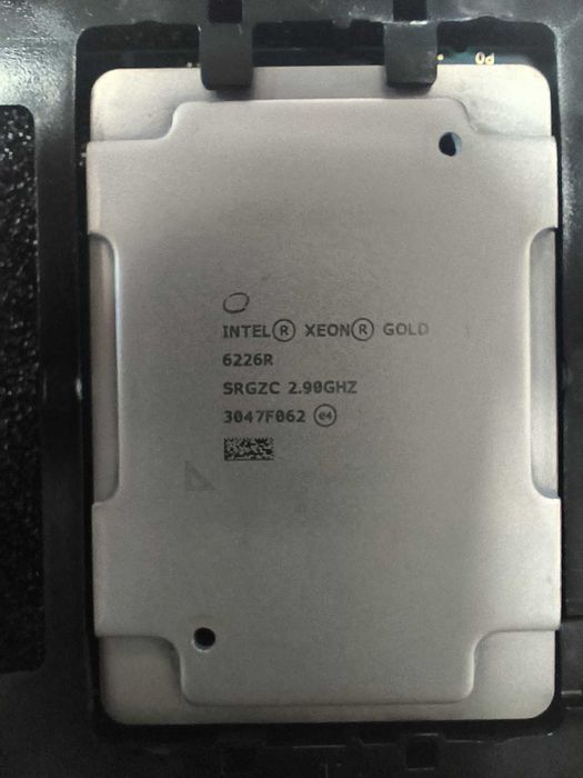 Процессор серверный Intel Xeon Gold 6226R