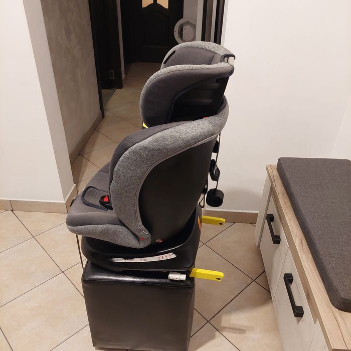Scaun copii auto cu isofix